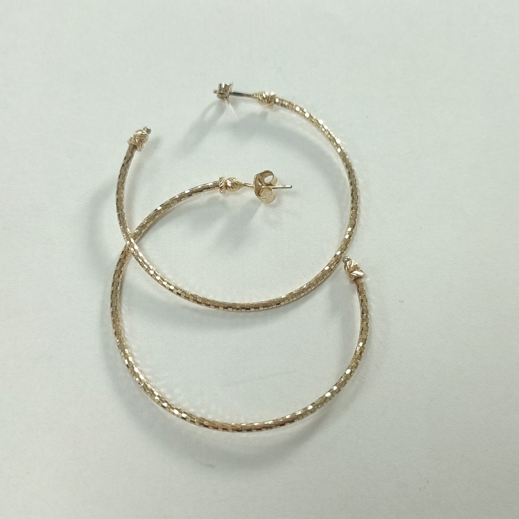 ARRACADAS PAR ORO 14 K 6.3 GRMS (SEMINUEVO)