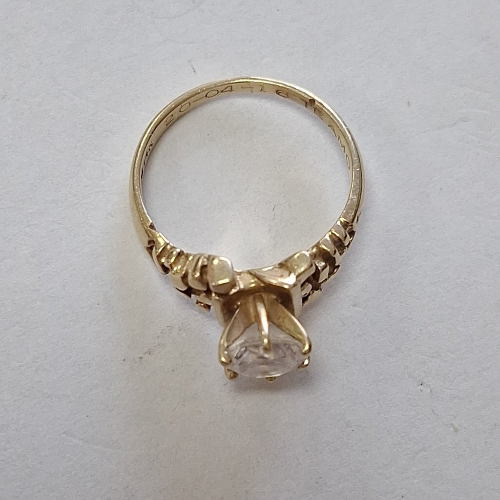 SOLITARIO ORO 14 K 3.8 GRMS (SEMINUEVO)
