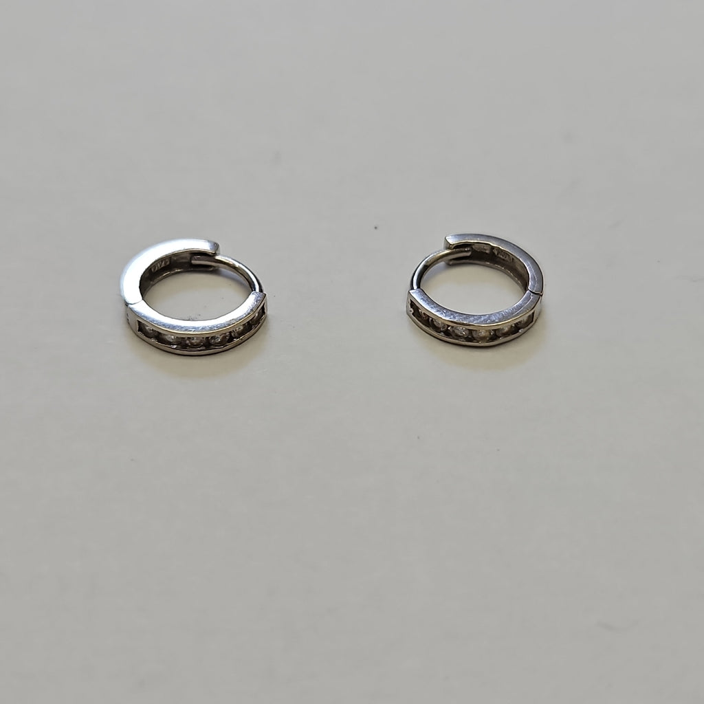 ARRACADAS PAR ORO 14 K 1 GRMS (SEMINUEVO)