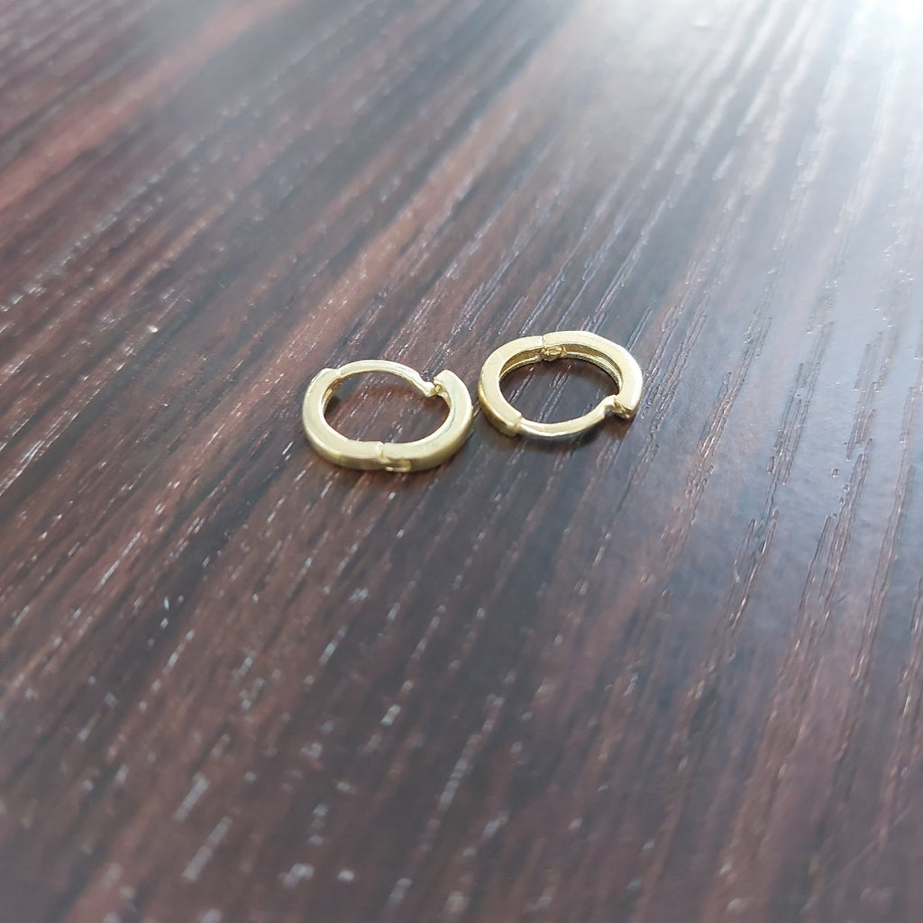 ARETES HUGGIE 14K 1.3 GR (NUEVO)