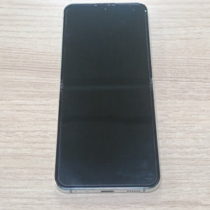CELULAR SAMSUNG GALAXY Z FLIP 5 SM-F731B (2023) 512 GB 8 GB RAM (SEMINUEVO)