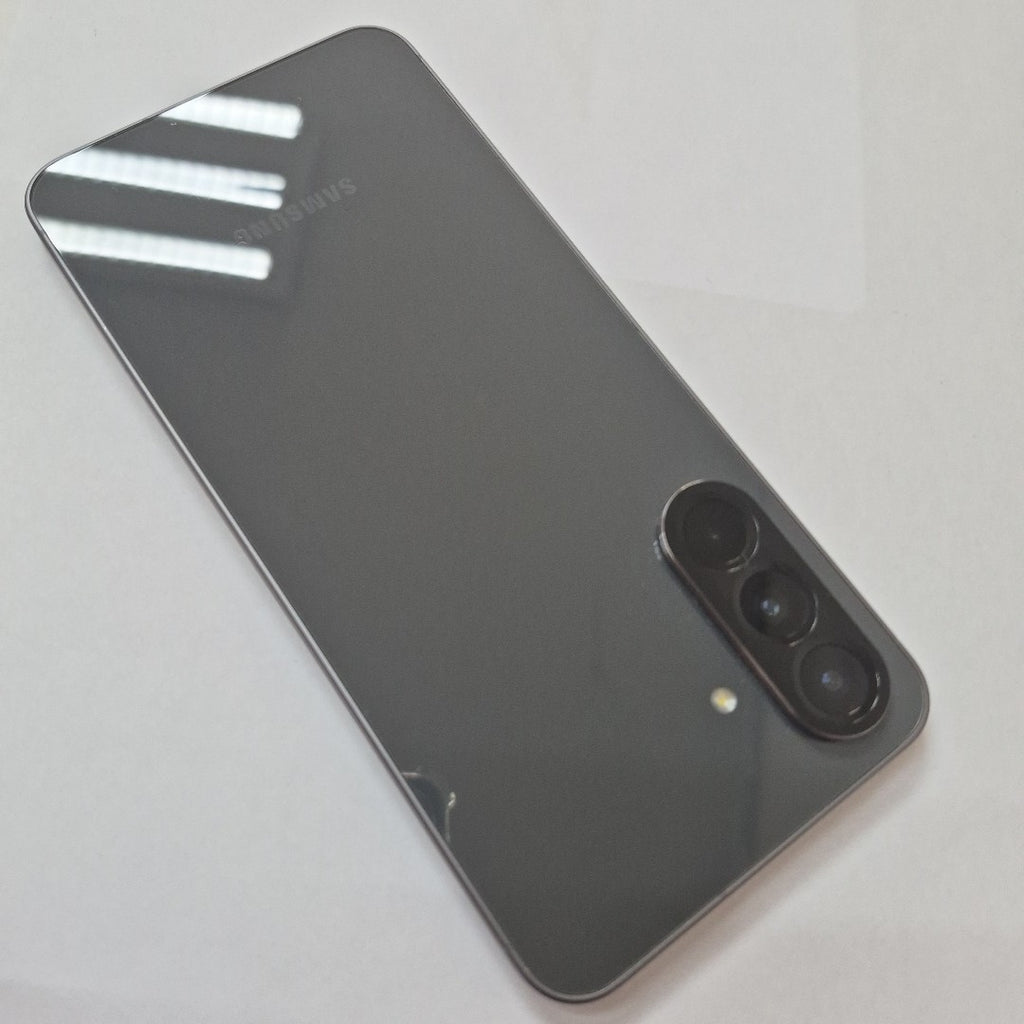 CELULAR SAMSUNG GALAXY A56 SM-A566E (2025) 256 GB 8 GB RAM (SEMINUEVO)