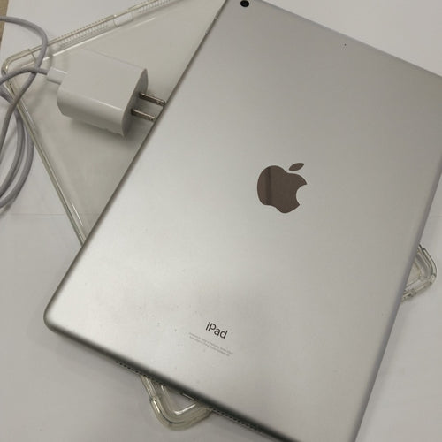 TABLETA APPLE IPAD 9 A2602 64 GB 3 GB RAM (SEMINUEVO)