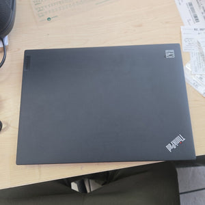 LAPTOP LENOVO THINKPAD T14S GEN 3 (2023) 512 GB SSD 16 GB RAM (SEMINUEVO)