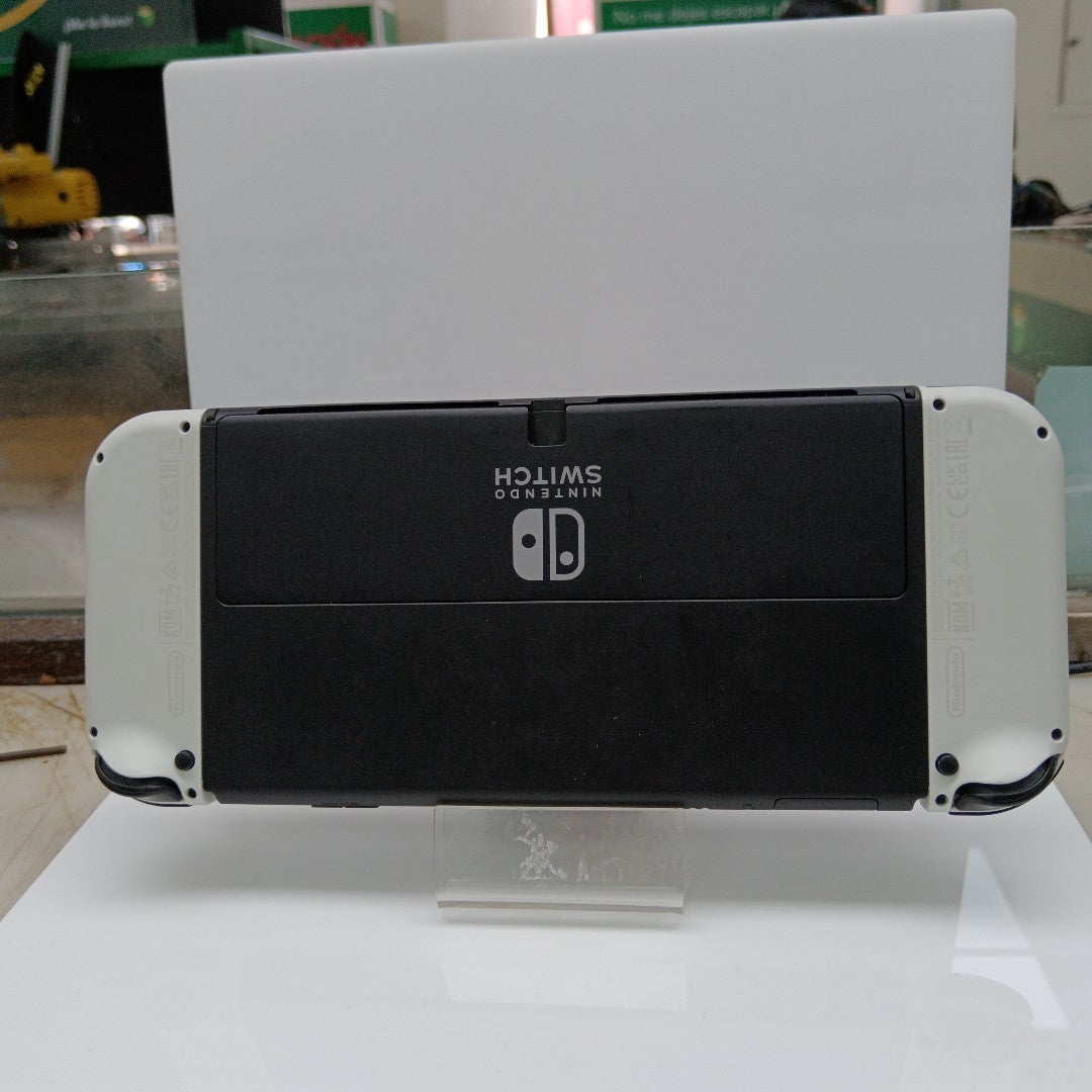 CONSOLA DE VIDEOJUEGO NINTENDO SWITCH OLED 64 GB (SEMINUEVO)