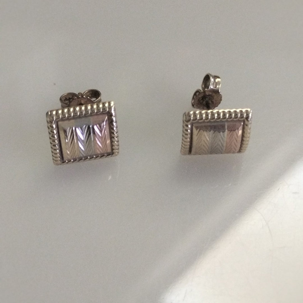 BROQUELES PAR ORO 14 K 2 GRMS (SEMINUEVO)