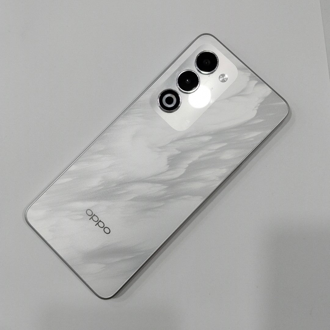 CELULAR OPPO A5 CPH2727 (2025) 256 GB 4 GB RAM (SEMINUEVO)