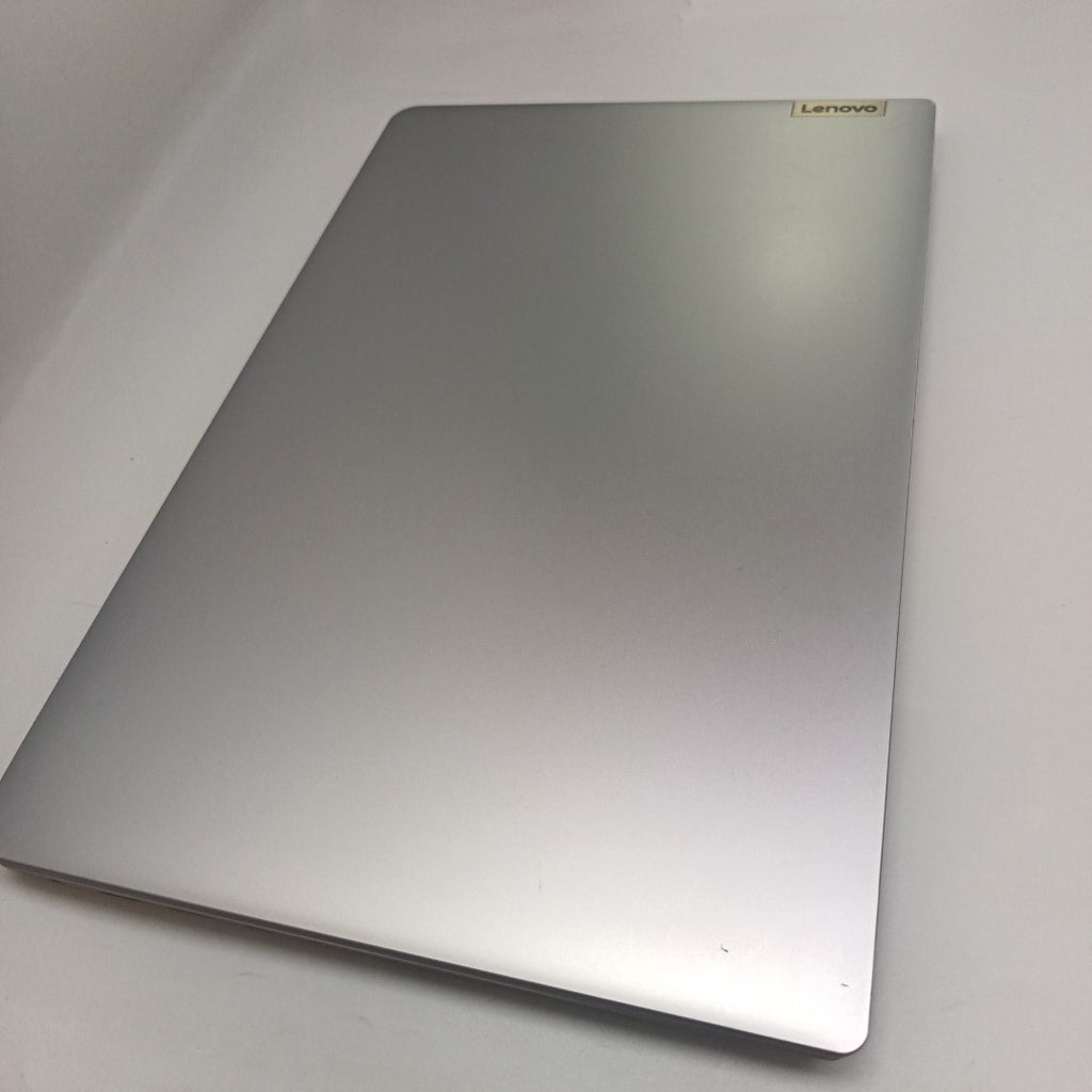 LAPTOP LENOVO IDEAPAD 1 15IGL7 (2024) 256 GB SSD 8 GB RAM (SEMINUEVO)