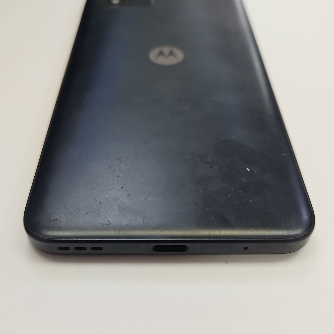 CELULAR MOTOROLA MOTO E13 XT2345-2 64 GB 2 GB RAM (SEMINUEVO)