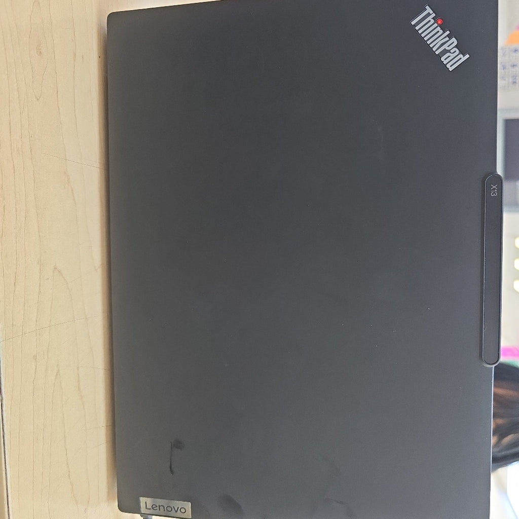 LAPTOP LENOVO THINKPAD X13 GEN 4 (2023) 256 GB SSD 32 GB RAM (SEMINUEVO)