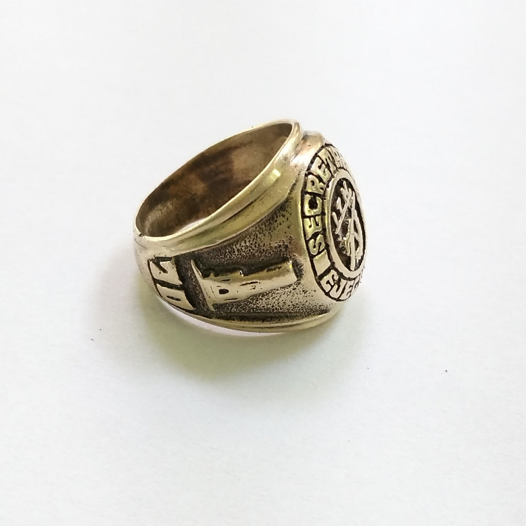ANILLO DE GRADUACIÓN ORO 8 K 12 GRMS (SEMINUEVO)