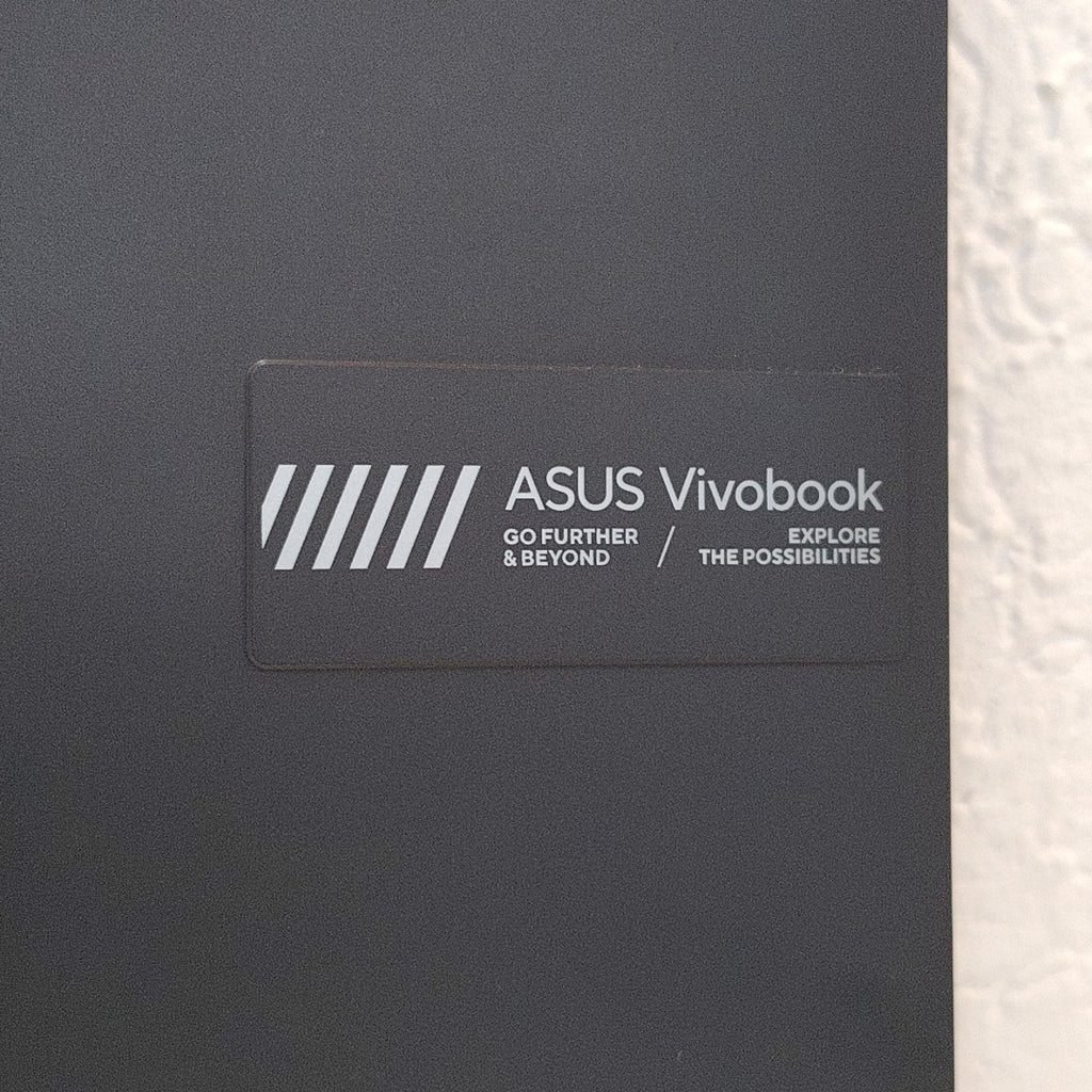 LAPTOP ASUS VIVOBOOK GO 14 E1404GA-NK136W (2024) 512 GB SSD 8 GB RAM (SEMINUEVO)
