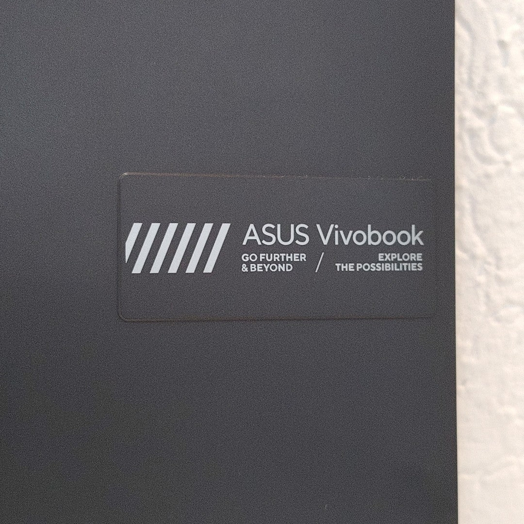LAPTOP ASUS VIVOBOOK GO 14 E1404GA-NK136W (2024) 512 GB SSD 8 GB RAM (SEMINUEVO)