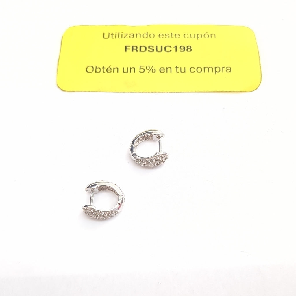 ARETES PAR ORO BLANCO 18 K 6,80 GRMS (SEMINUEVO)