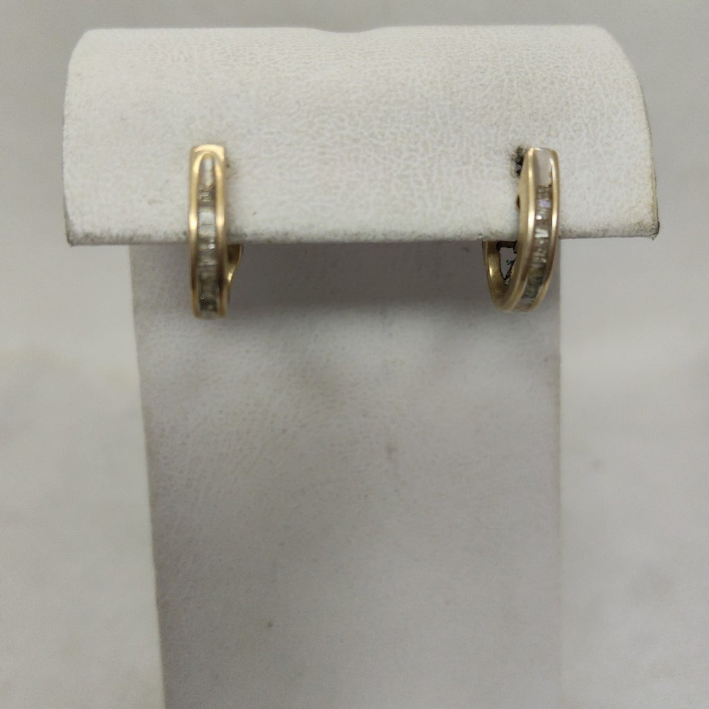 ARETES PAR ORO 10 K 2.8 GRMS (SEMINUEVO)