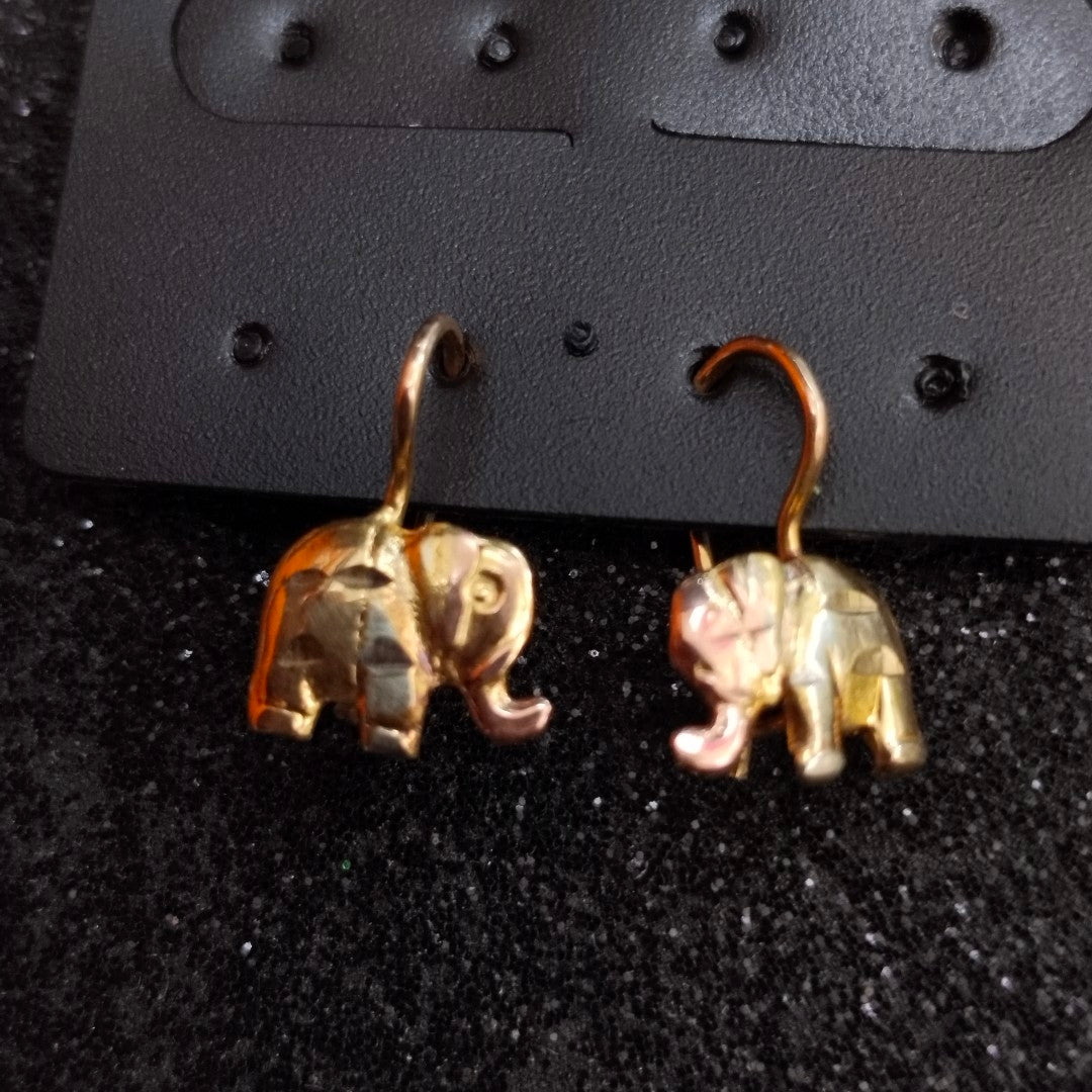 ARETES PAR ORO 10 K 0.8 GRMS (SEMINUEVO)