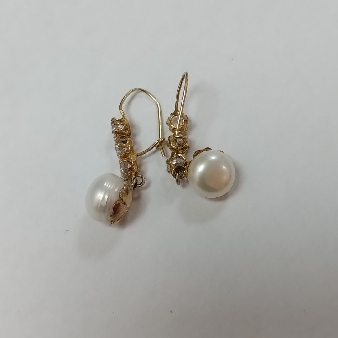 ARETES PAR ORO 10 K 2.5 GRMS (SEMINUEVO)