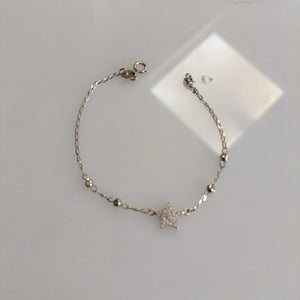 PULSERA ESPECIAL CON ESTRELLA Y CIRCONIAS 14K 18 CM 1.5 GR (NUEVO)