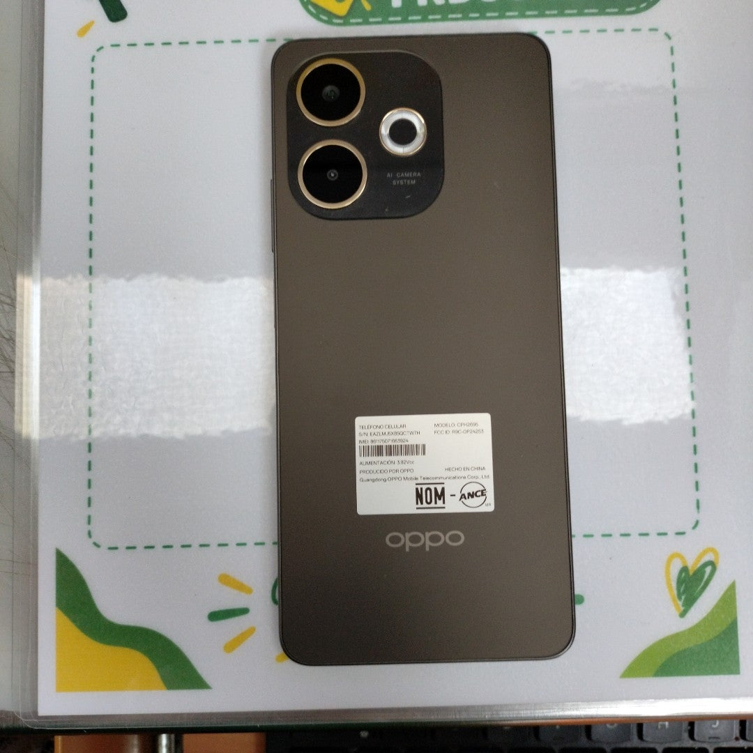 CELULAR OPPO A5 PRO 5G CPH2695 (2025) 256 GB 8 GB RAM (SEMINUEVO)