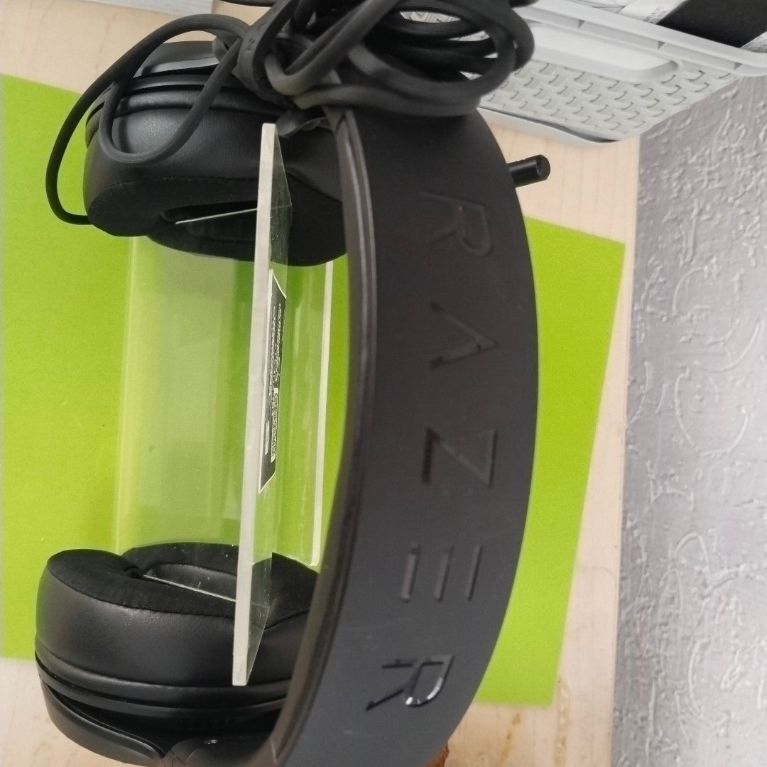 AUDIFONOS RAZER KRAKEN V3 X ALAMBRICO OVER EAR (SEMINUEVO)