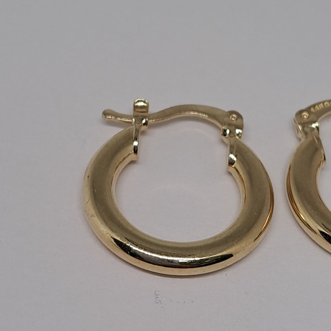 ARETES ARRACADAS 14K 1.6 GR (NUEVO)