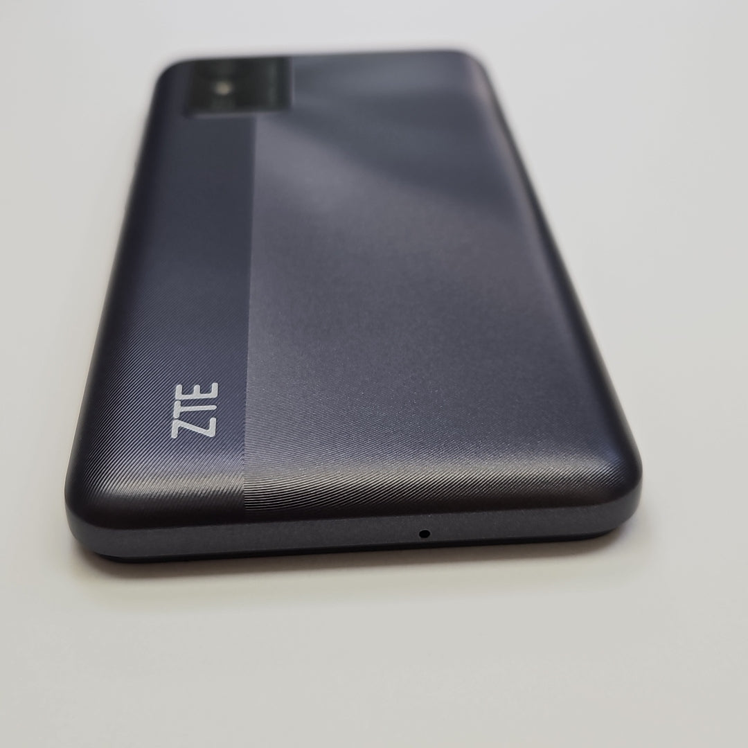 CELULAR OTRAS MARCAS OTROS MODELOS 32 GB 2 GB RAM (SEMINUEVO)