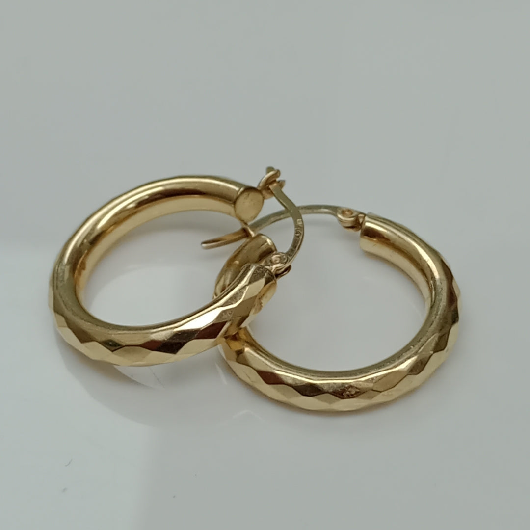 ARRACADAS PAR ORO 14 K 3.2 GRMS (SEMINUEVO)