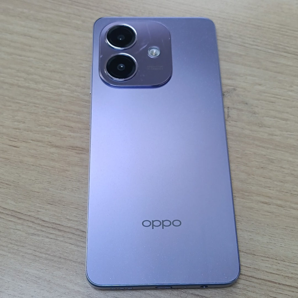 CELULAR OPPO A40 CPH2669 (2024) 256 GB 4 GB RAM (SEMINUEVO)