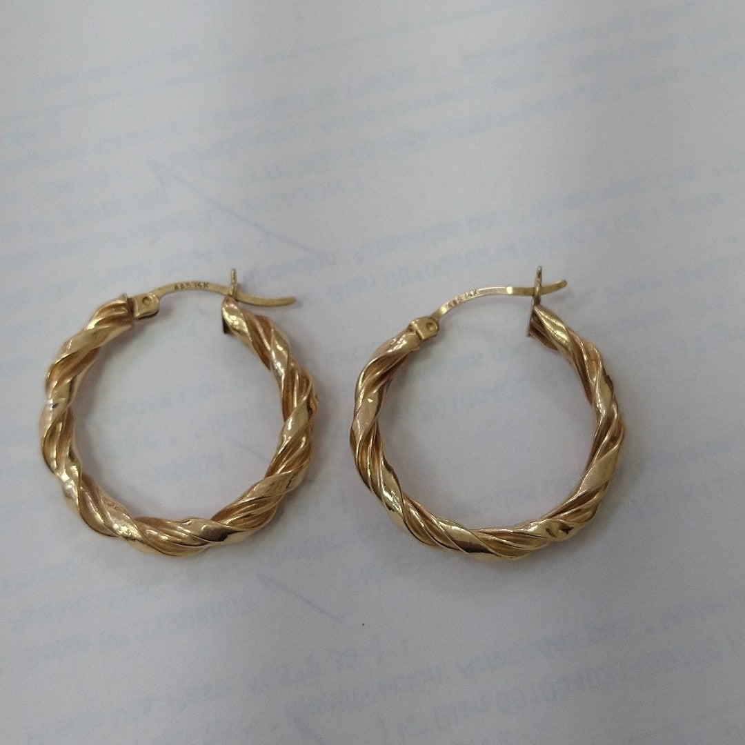 ARRACADAS PAR ORO 14 K 3.2 GRMS (SEMINUEVO)