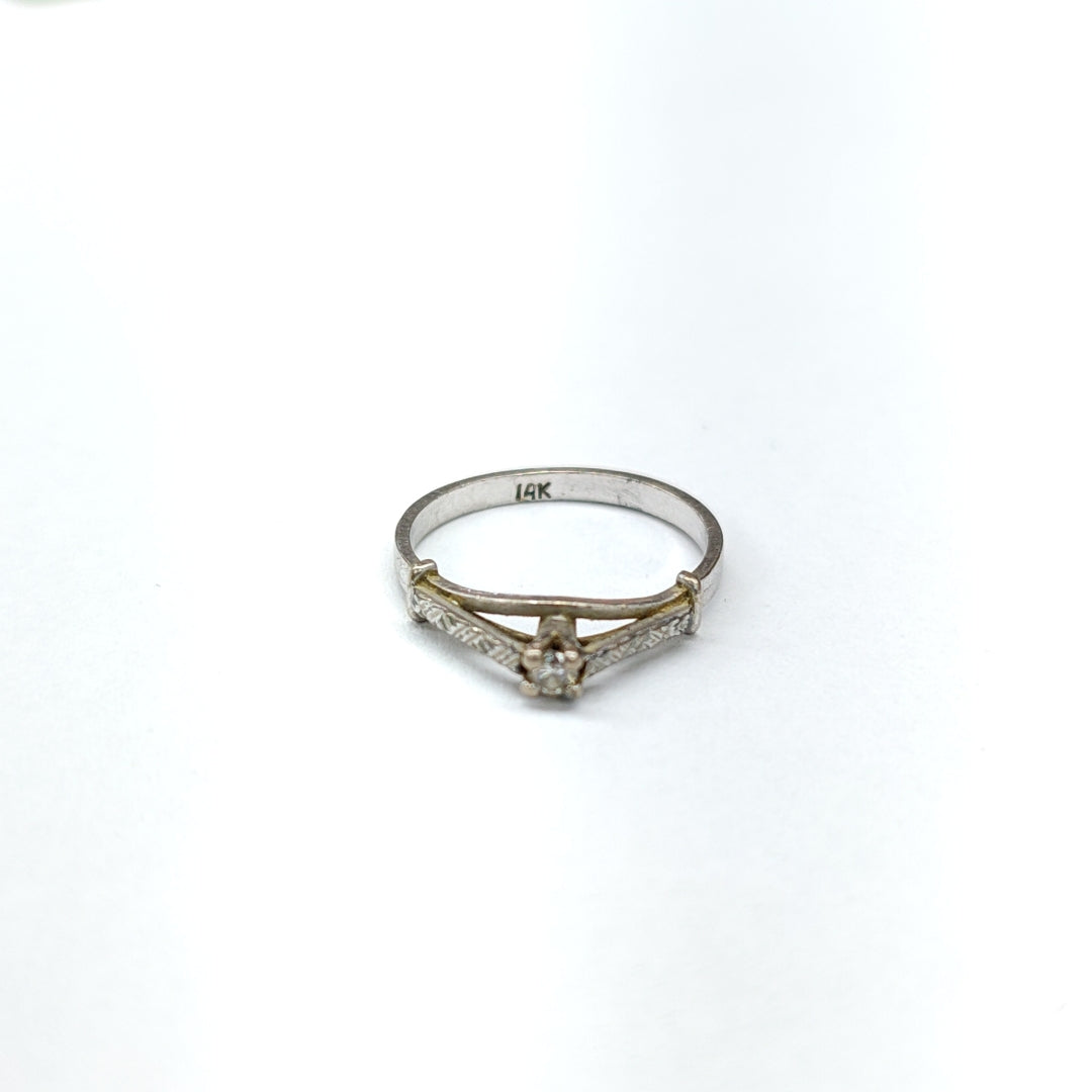 ANILLO ORO 14 K 1.8 GRMS (SEMINUEVO)
