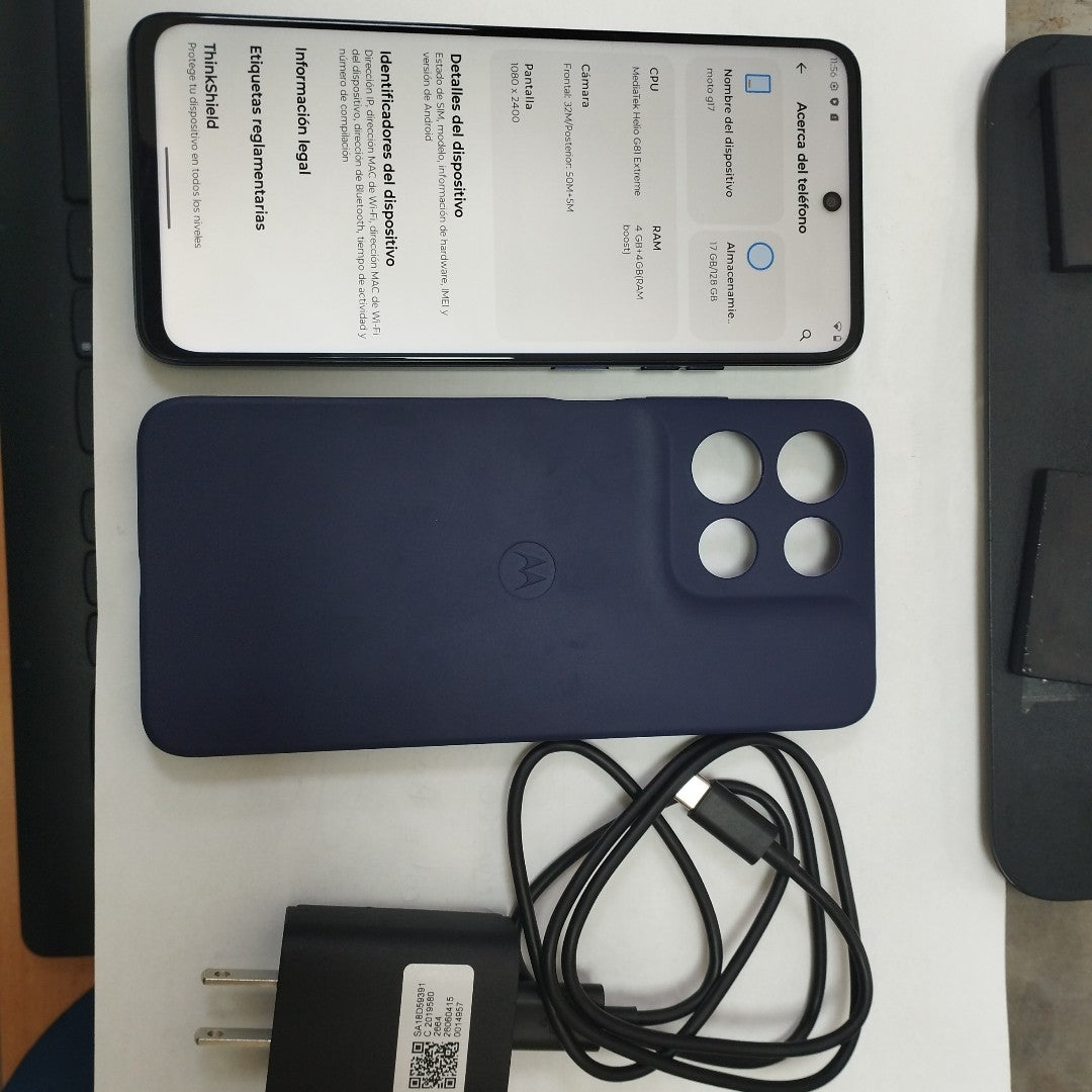 CELULAR MOTOROLA MOTO G17 XT2623-1 (2026) 128 GB 4 GB RAM (SEMINUEVO)
