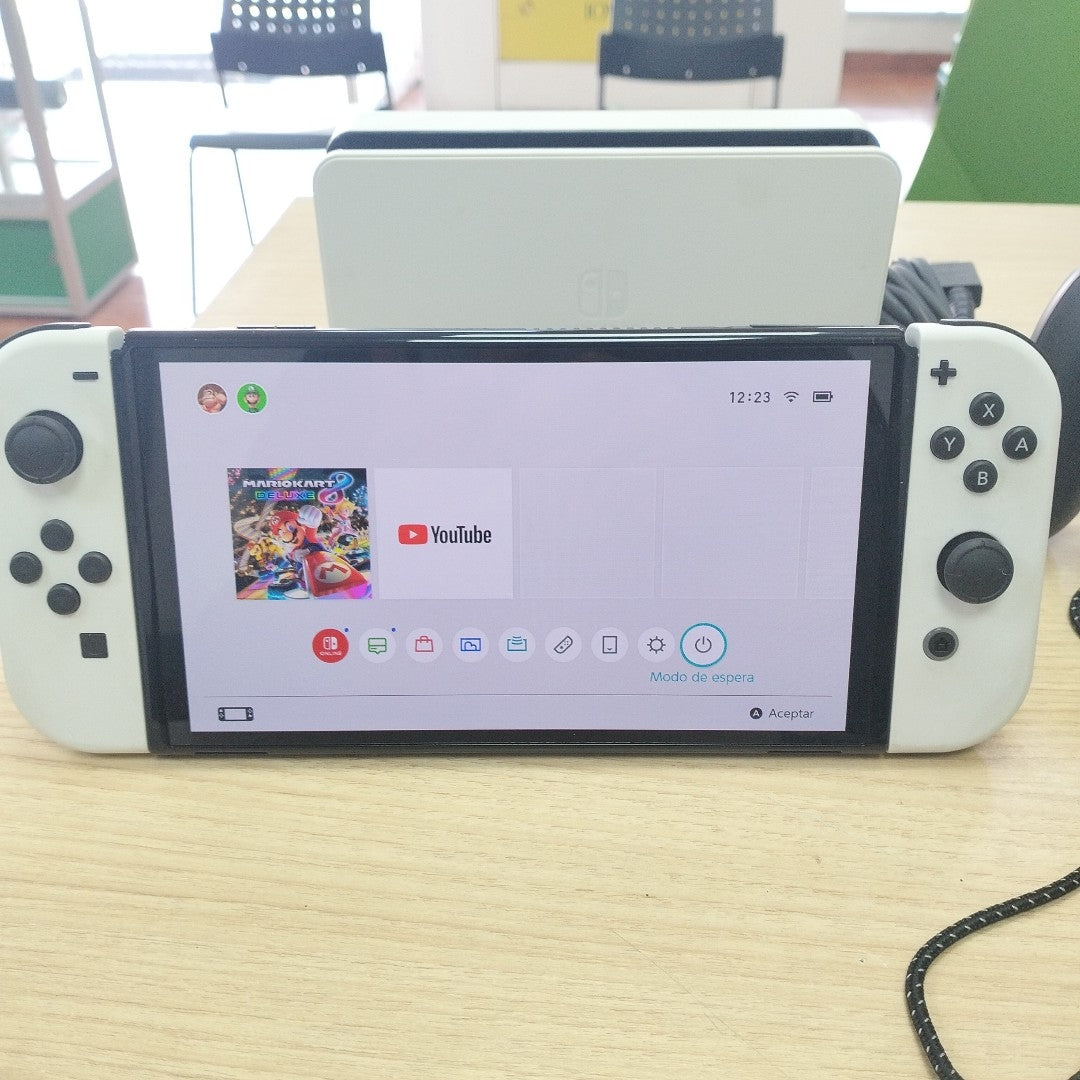 CONSOLA DE VIDEOJUEGO NINTENDO SWITCH OLED 64 GB (SEMINUEVO)