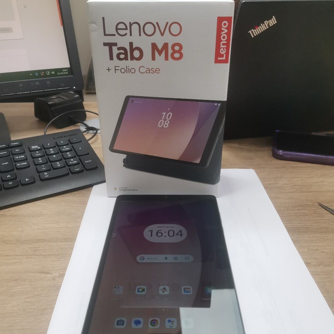 TABLETA LENOVO TAB M8 TB300FU (2023) 32 GB 3 GB RAM (SEMINUEVO)