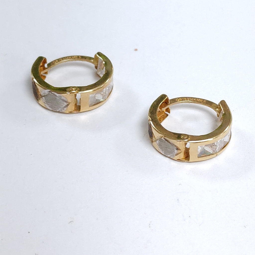 ARRACADAS PAR ORO 14 K 1.6 GRMS (SEMINUEVO)