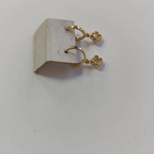 ARETES ARRACADAS CON DIJE 14K 2.4 GR (NUEVO)