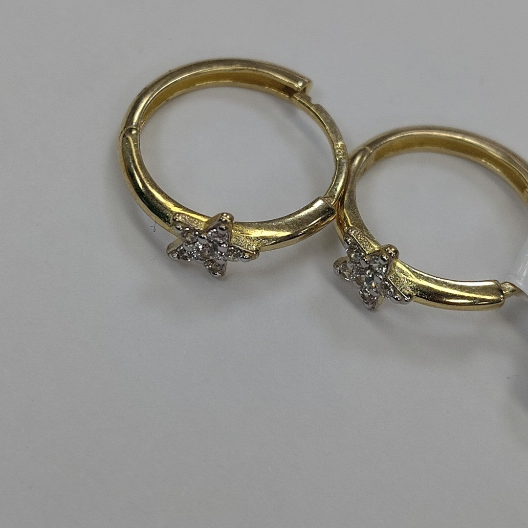ARETES ARRACADAS FIG ESTRELLA CIRCONIAS 10K 1.7 GR (NUEVO)