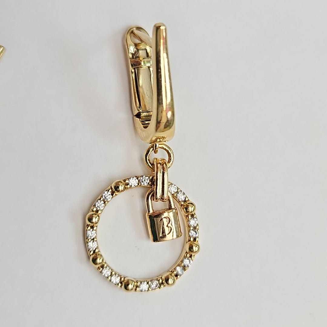 ARETES PAR ORO 14 K 4.7 GRMS (SEMINUEVO)