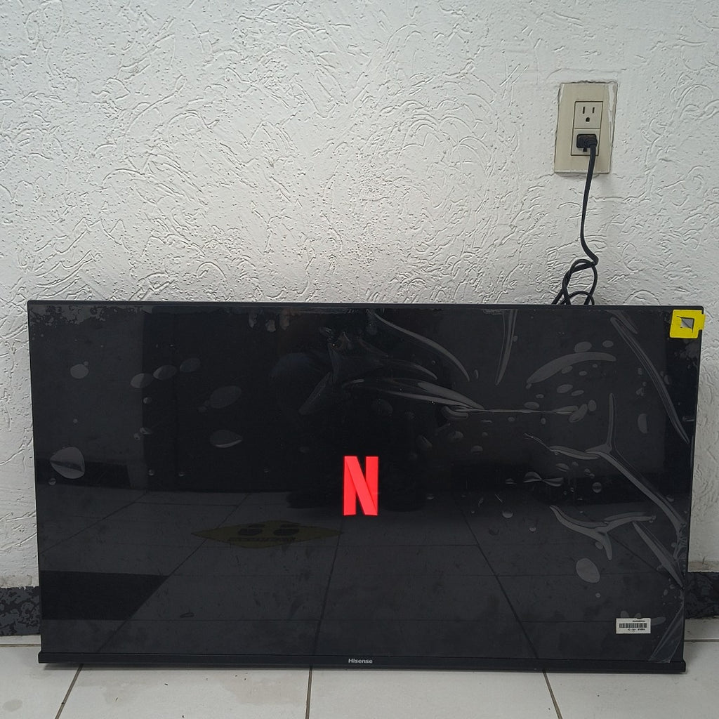PANTALLA HISENSE 40A4KV (2023) 40" LED FULL HD (SEMINUEVO)
