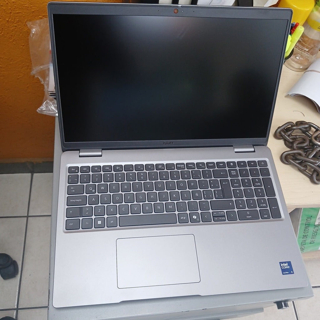 LAPTOP DELL PRECISION 3591 (2025) 1 TB SSD 32 GB RAM (SEMINUEVO)