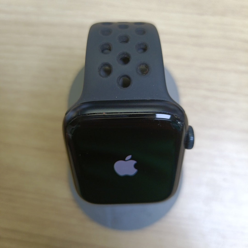 SMARTWATCH APPLE SE 2 ALUMINIO A2723 44 MM GPS (SEMINUEVO)