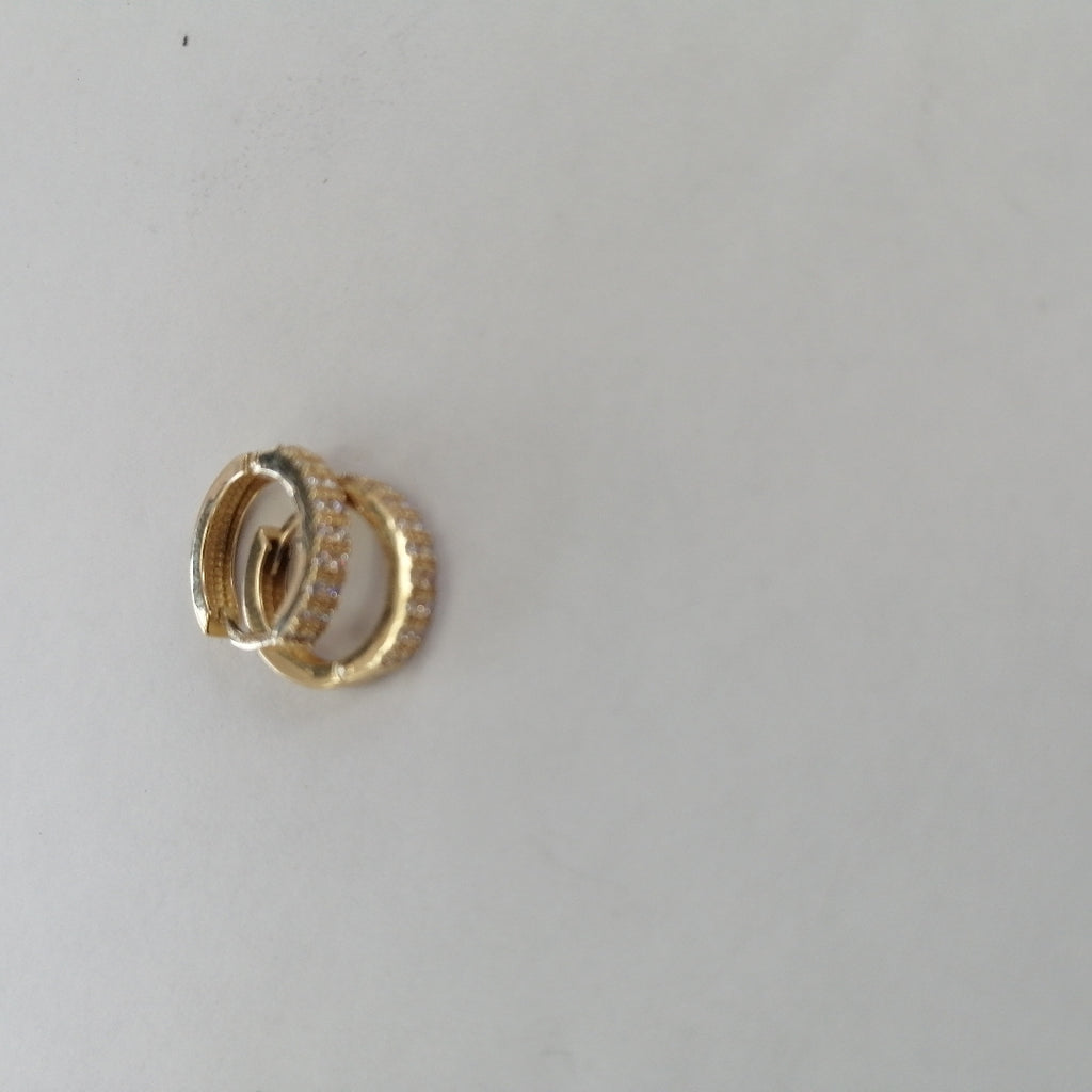 ARETES HUGGIES C CIRCONIA 14K 1.7 GR (NUEVO)