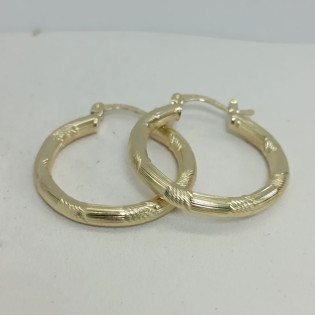 ARETES TEJIDO ARRACADAS BISELADAS 14K 3.8 GR (NUEVO)