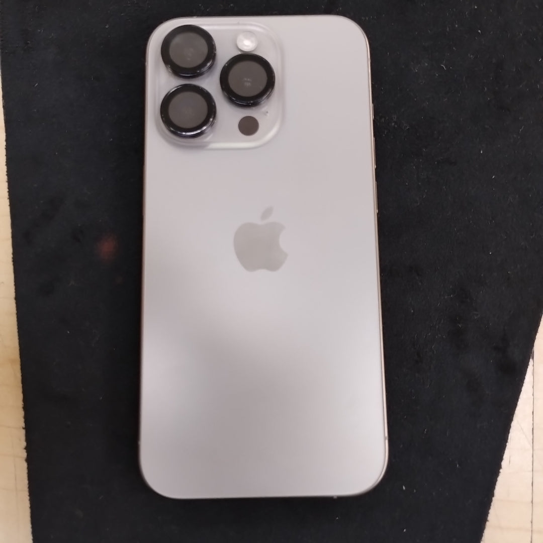 CELULAR APPLE IPHONE 15 PRO A2848 (2023) 256 GB 8 GB RAM (SEMINUEVO)