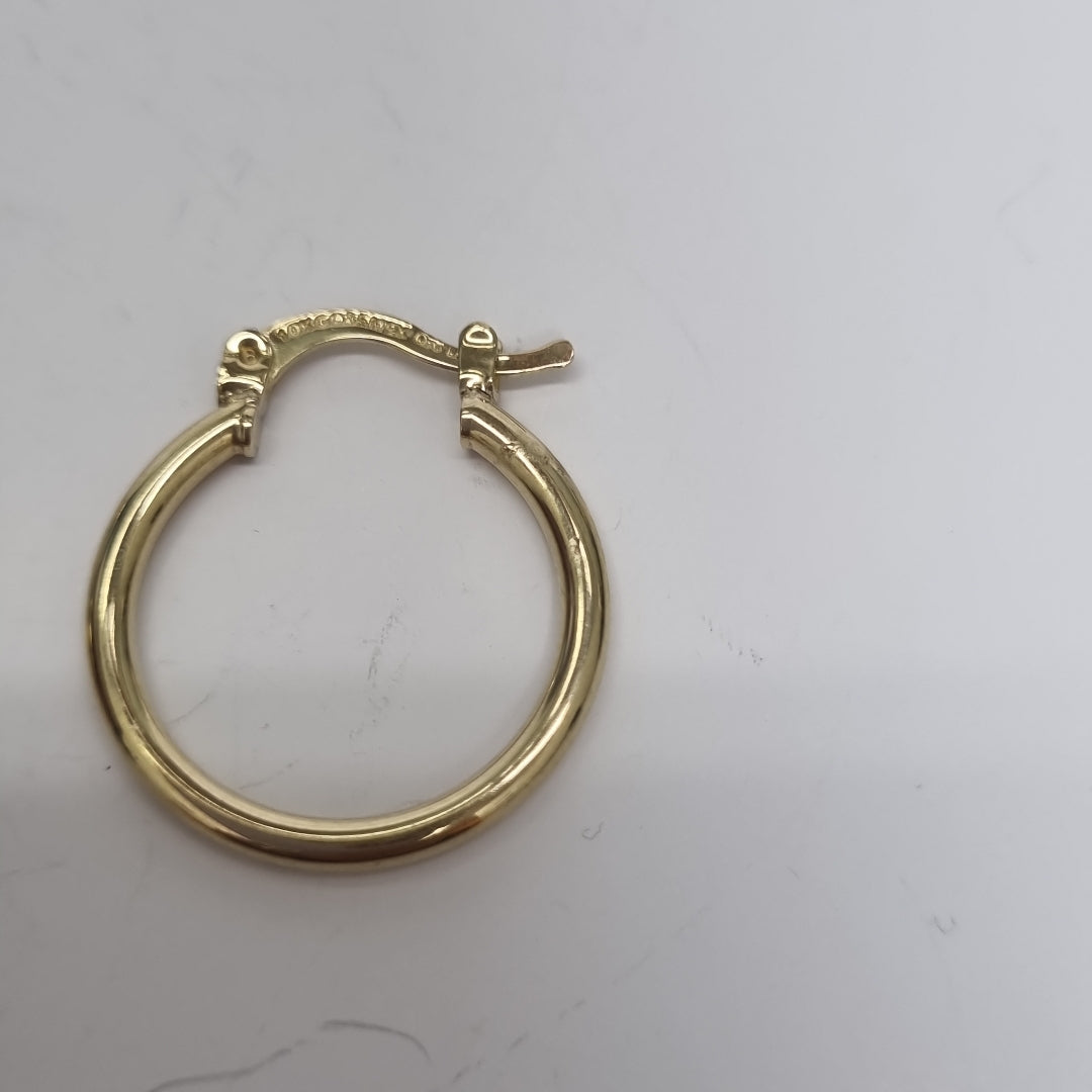 ARETES TEJIDO ARRACADAS LISAS 14K 1.1 GR (NUEVO)