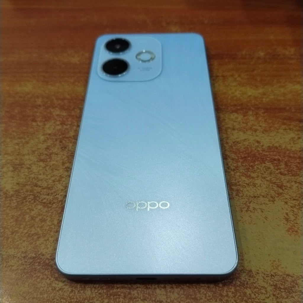 CELULAR OPPO A5 PRO CPH2711 (2025) 256 GB 8 GB RAM (SEMINUEVO)
