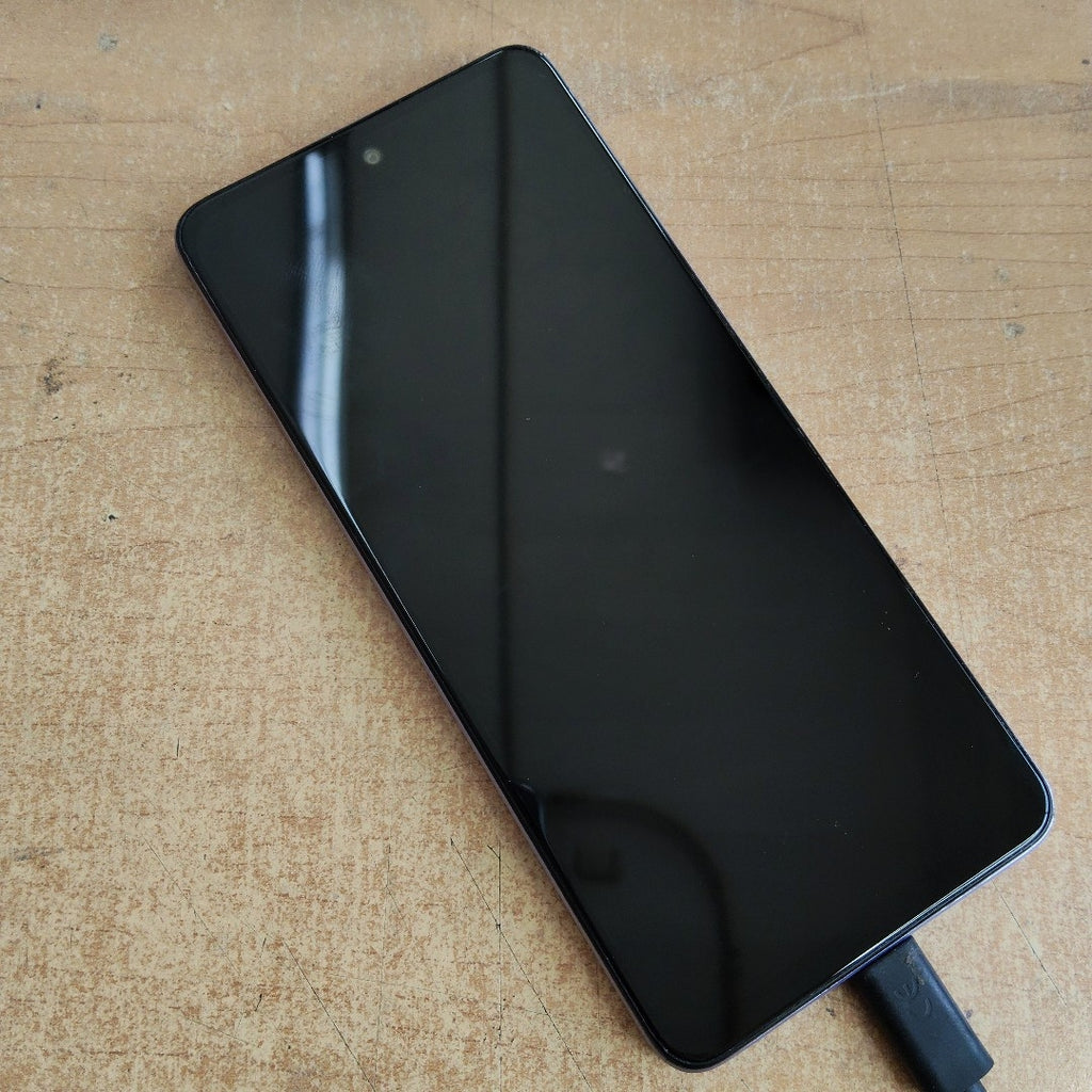 CELULAR OPPO A40 CPH2669 (2024) 256 GB 4 GB RAM (SEMINUEVO)