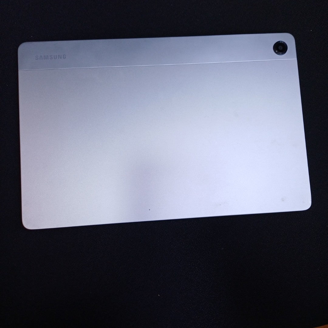 TABLETA SAMSUNG GALAXY TAB A11+ SM-X230 (2025) 128 GB 6 GB RAM (SEMINUEVO)