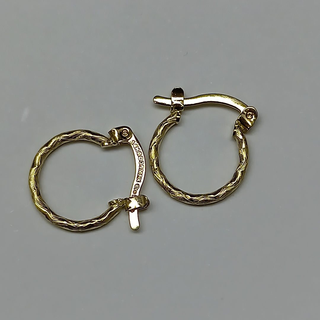 ARETES TEJIDO ARRACADAS FACETADAS 14K 1 GR (NUEVO)