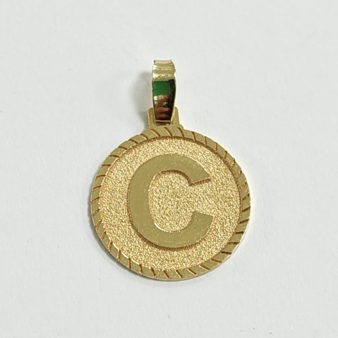 DIJE INICIAL C 14K 1.3 GR DLO 06 C (NUEVO)