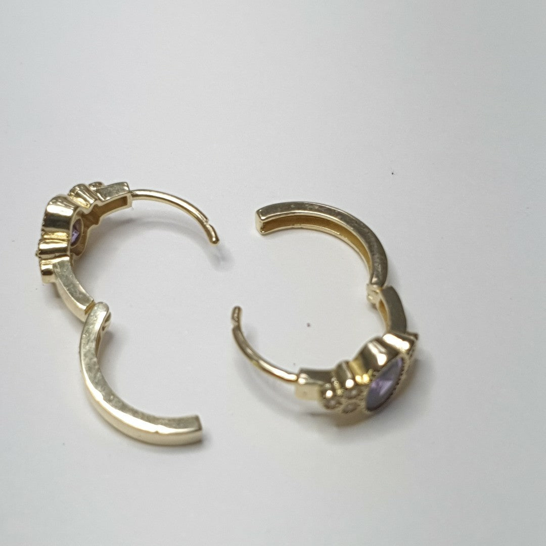 ARETES HUGGIES MORADO 14K 2.7 GR H 96 (NUEVO)